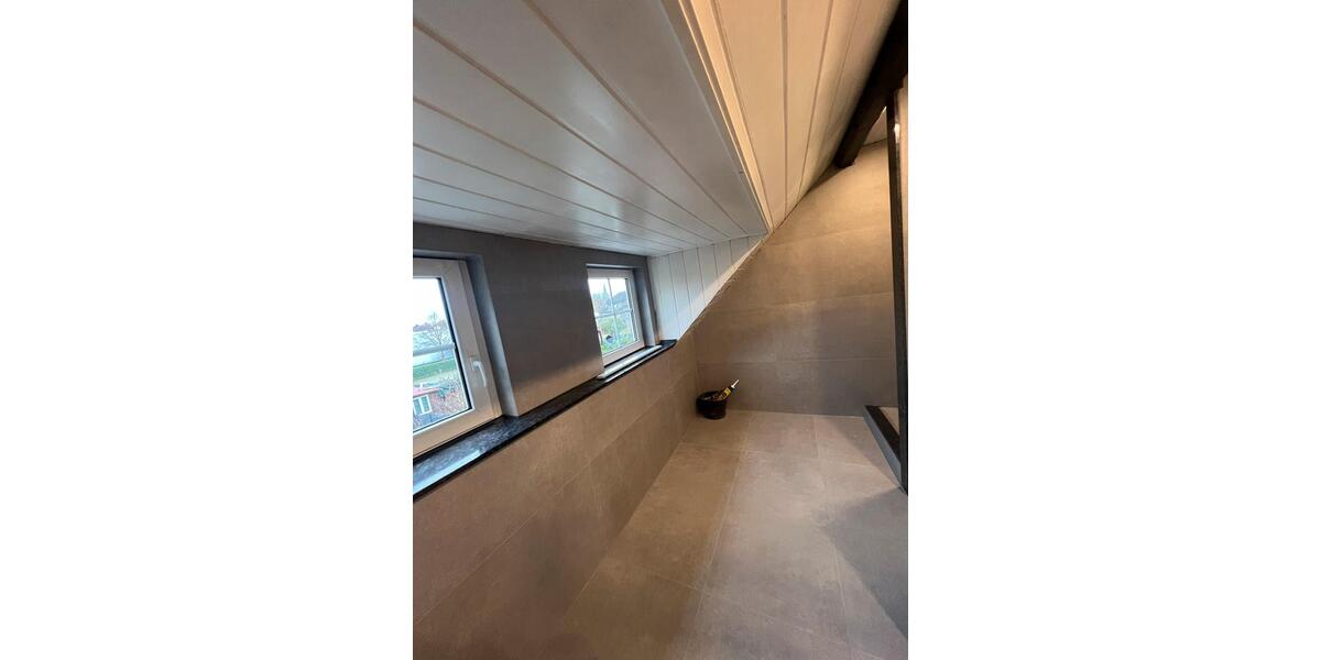Dachgeschoßwohnung Mönchengladbach Süd - 2 Zimmer, 40 m&sup2;, 600&euro; | Angebot:26322219
