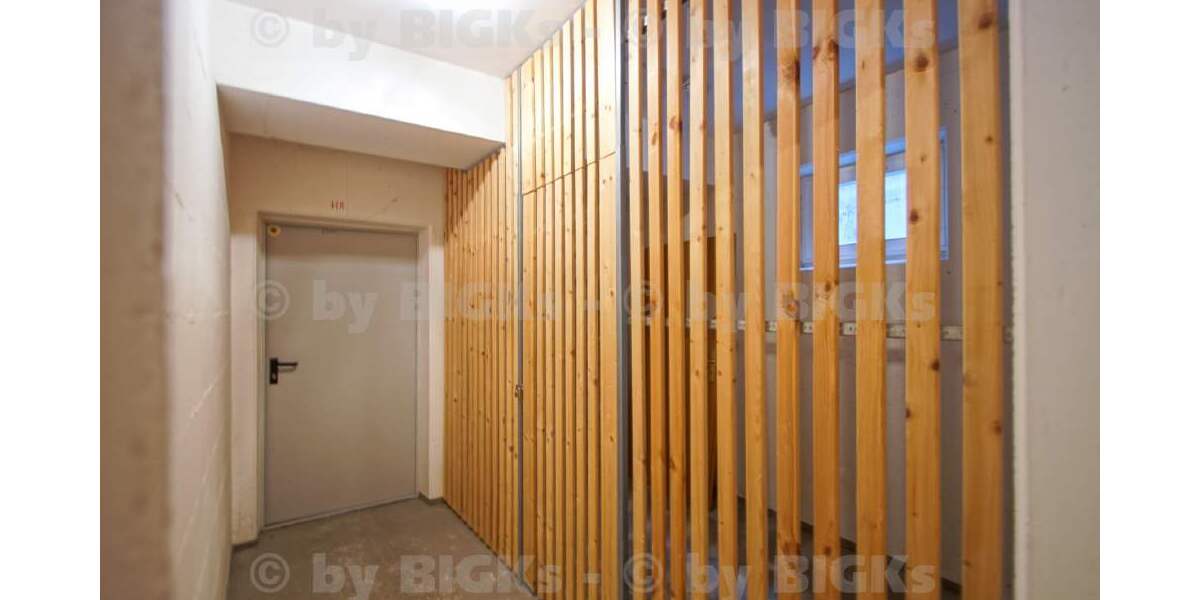 BIGKs - Suhl Mitte: 1Raumwohnung, Fahrstuhl, integrierte Küche&Wannenbad,Balkon (-;) - Etagenwohnung Suhl Suhl Mitte | Angebot:27126011