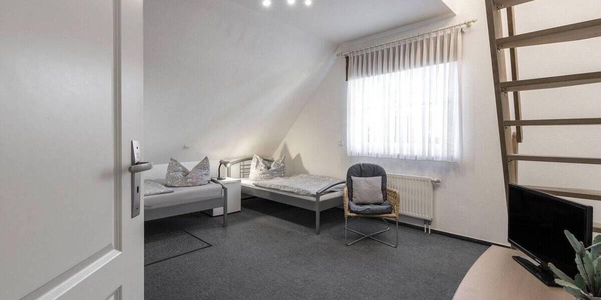 Etagenwohnung Norderstedt Garstedt - 5 Zimmer, 146 m&sup2;, 2.190&euro; | Angebot:26730976