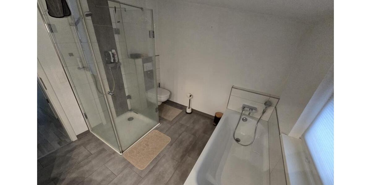 Doppelhaushälfte Wald - 6 Zimmer, 120 m&sup2;, 1.430&euro; | Angebot:26233225