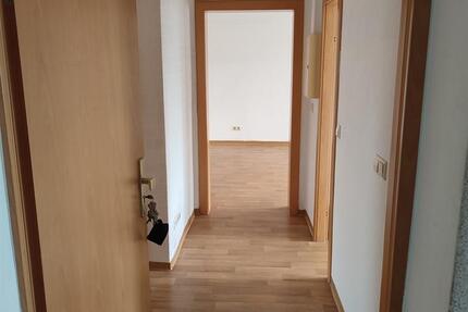 Wohnung Kamenz - 5 Zimmer, 84 m&sup2;, 570&euro; | Angebot:25907378