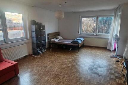 Wohnen auf Zeit Tübingen - 32 Zimmer, 100 m&sup2;, 570&euro; | Angebot:24599217
