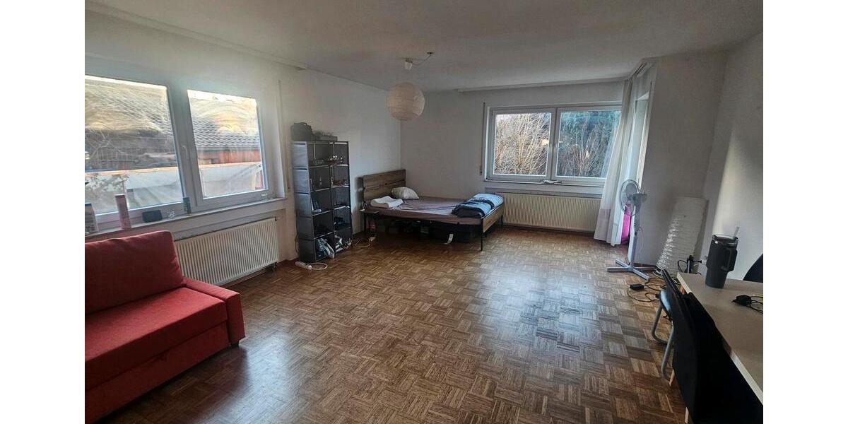 Wohnen auf Zeit Tübingen - 32 Zimmer, 100 m&sup2;, 570&euro; | Angebot:24599217