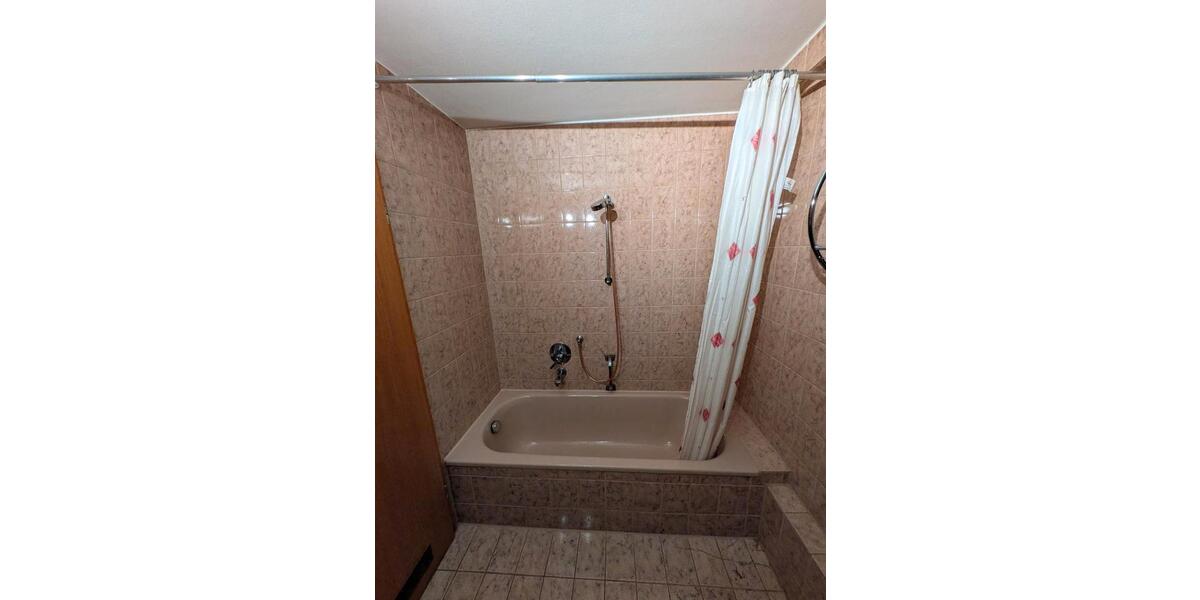 Etagenwohnung Lauffen am Neckar - 2 Zimmer, 63 m&sup2;, 850&euro; | Angebot:25948381