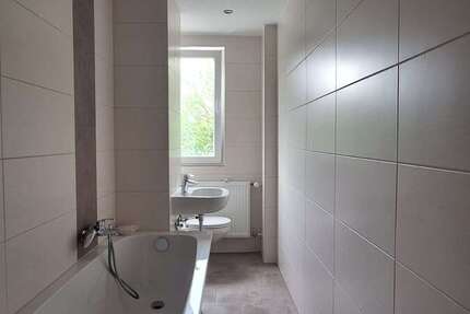 Wohnung Löbau Altlöbau - 3 Zimmer, 60 m&sup2;, 377&euro; | Angebot:25792359