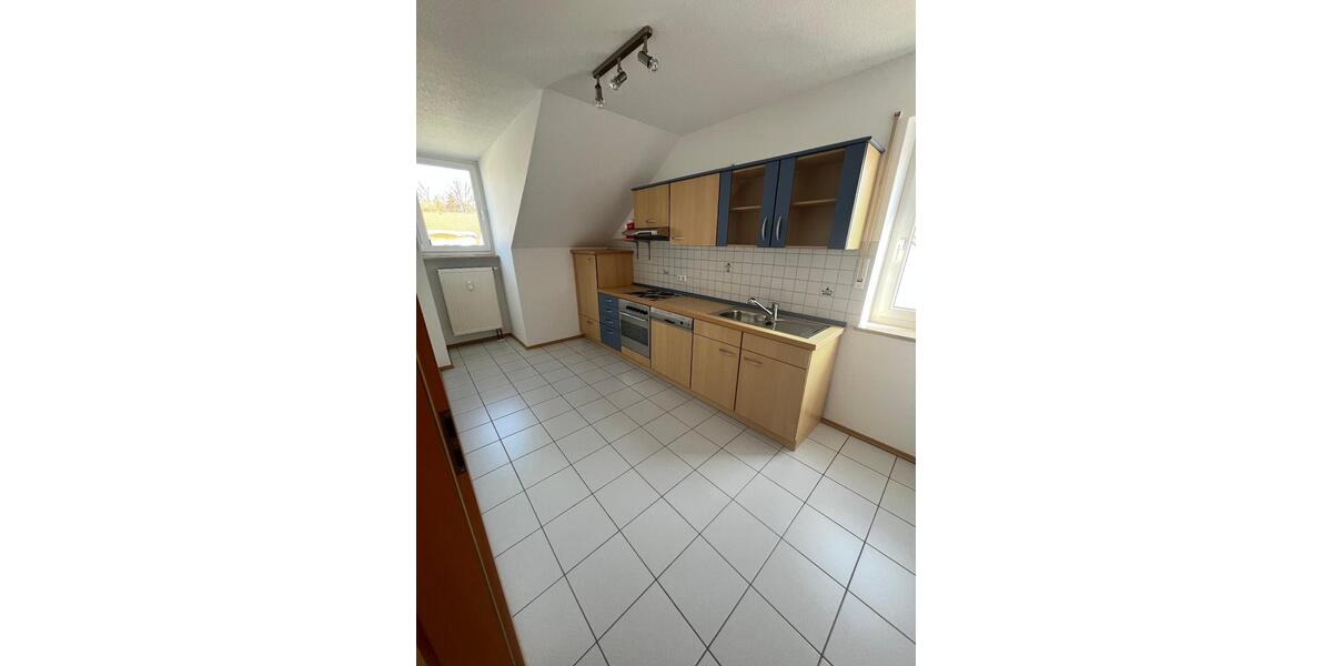 Dachgeschoßwohnung Deggendorf - 2 Zimmer, 59 m&sup2;, 650&euro; | Angebot:26135683