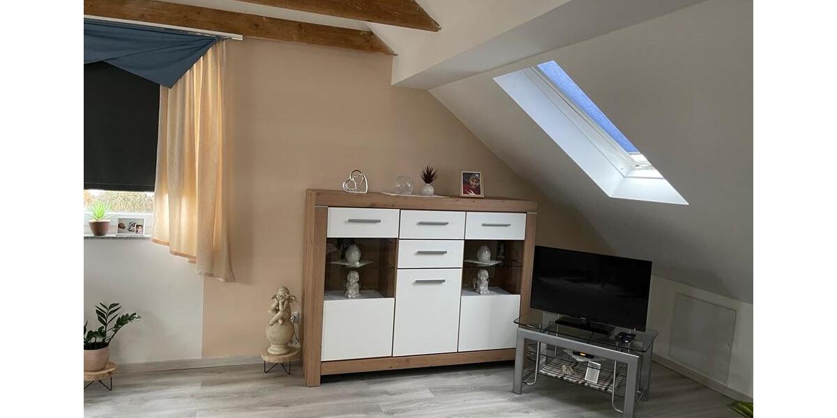 Helle 2,5 Dachgeschosswohnung nähe Reha Klinik zimmer