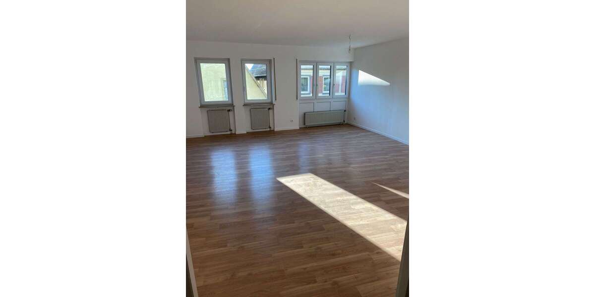 Etagenwohnung Giengen an der Brenz - 2 Zimmer, 73 m&sup2;, 650&euro; | Angebot:25285839