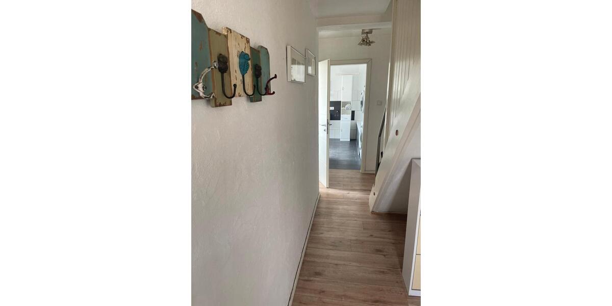 Etagenwohnung Neuburg an der Donau - 1 Zimmer, 90 m&sup2;, 450&euro; | Angebot:25989078
