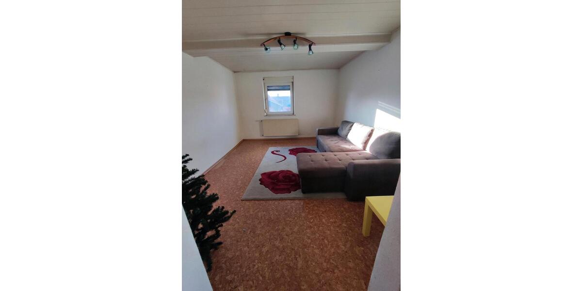 Dachgeschoßwohnung Ramstein-Miesenbach Hütschenhausen - 3 Zimmer, 70 m&sup2;, 790&euro; | Angebot:24474548