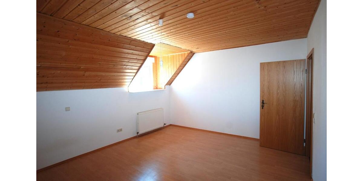 Etagenwohnung Seibersbach - 3 Zimmer, 77 m&sup2;, 695&euro; | Angebot:26279830