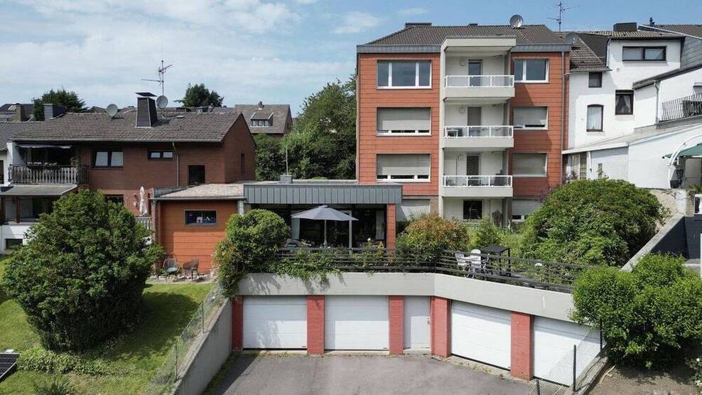 +++ TOP-Wohnung mit tollem Blick ins Wurmtal, Wohnen zum Wohlfühlen +++