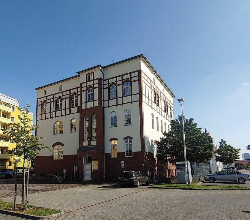 Büroräume am Ostbahnhof - All-In: Parken, Reinigung, Strom, Konferenz - All-in-Miete zimmer