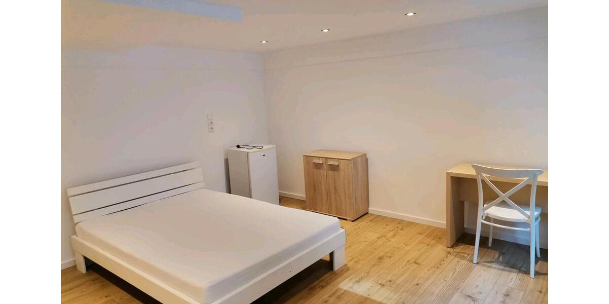 Wohnen auf Zeit Kaisheim - 5 Zimmer, 16 m&sup2;, 500&euro; | Angebot:26443177