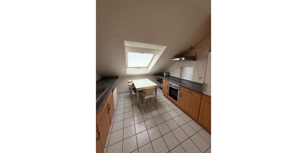 Dachgeschoßwohnung Ense - 2 Zimmer, 64 m&sup2;, 650&euro; | Angebot:26616961