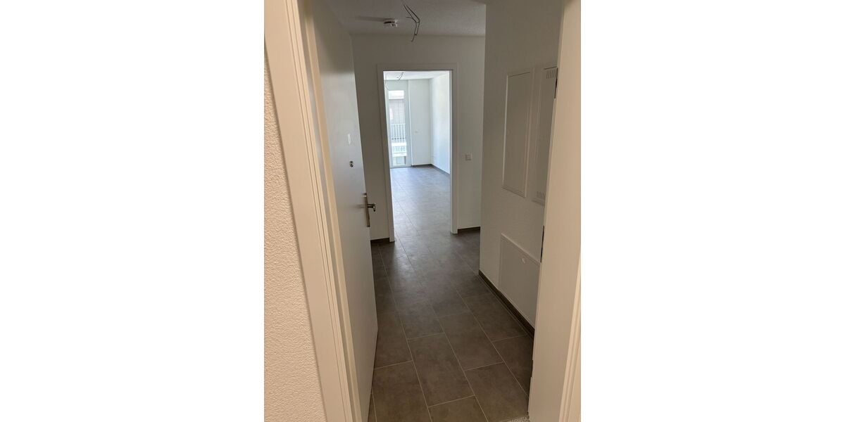 Moderne 3-Zimmer-Wohnung mit Balkon (2. OG mit Aufzug) - Erstbezug - Appartement Kirchheim unter Teck | Angebot:27223081