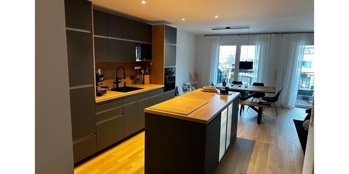 Etagenwohnung Regensburg Kumpfmühl - 3 Zimmer, 105 m&sup2;, 2.000&euro; | Angebot:26120684
