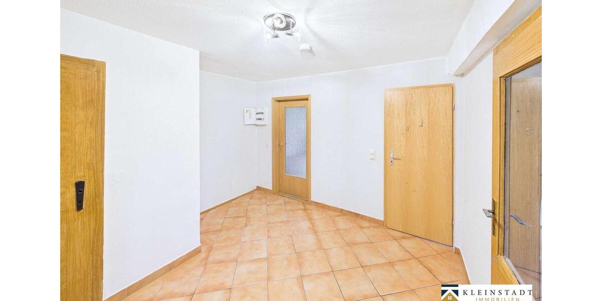 Etagenwohnung Schönhausen (Elbe) - 3 Zimmer, 77 m&sup2;, 512&euro; | Angebot:26384910