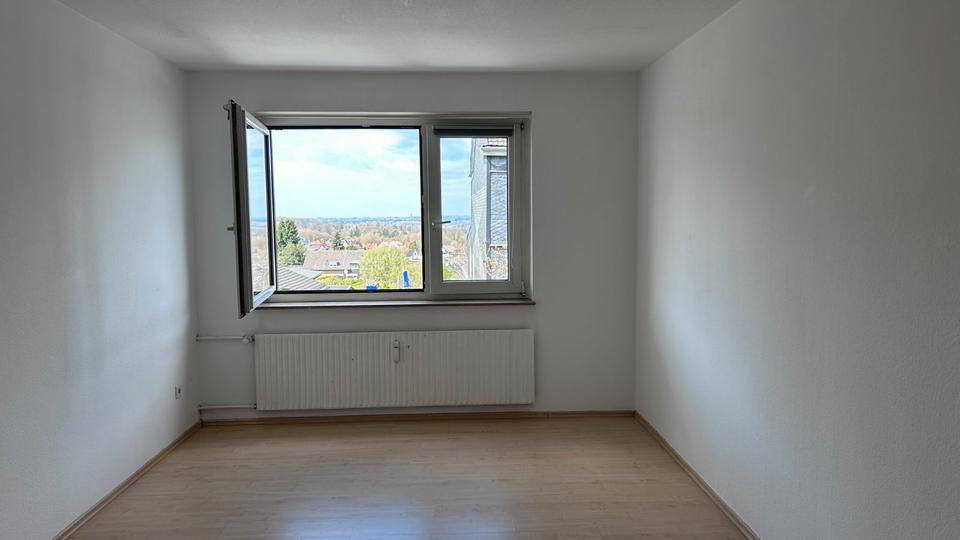 Etagenwohnung Wermelskirchen - 2 Zimmer, 69 m&sup2;, 715&euro; | Angebot:26563175