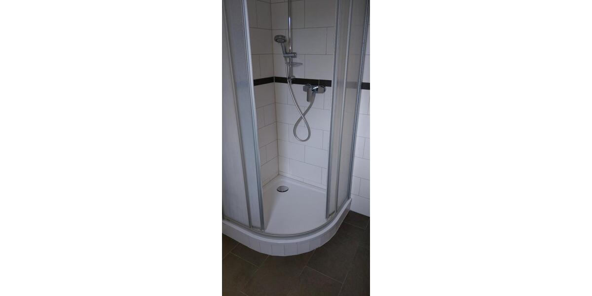 Etagenwohnung Plau am See - 2 Zimmer, 35 m&sup2;, 300&euro; | Angebot:26665589