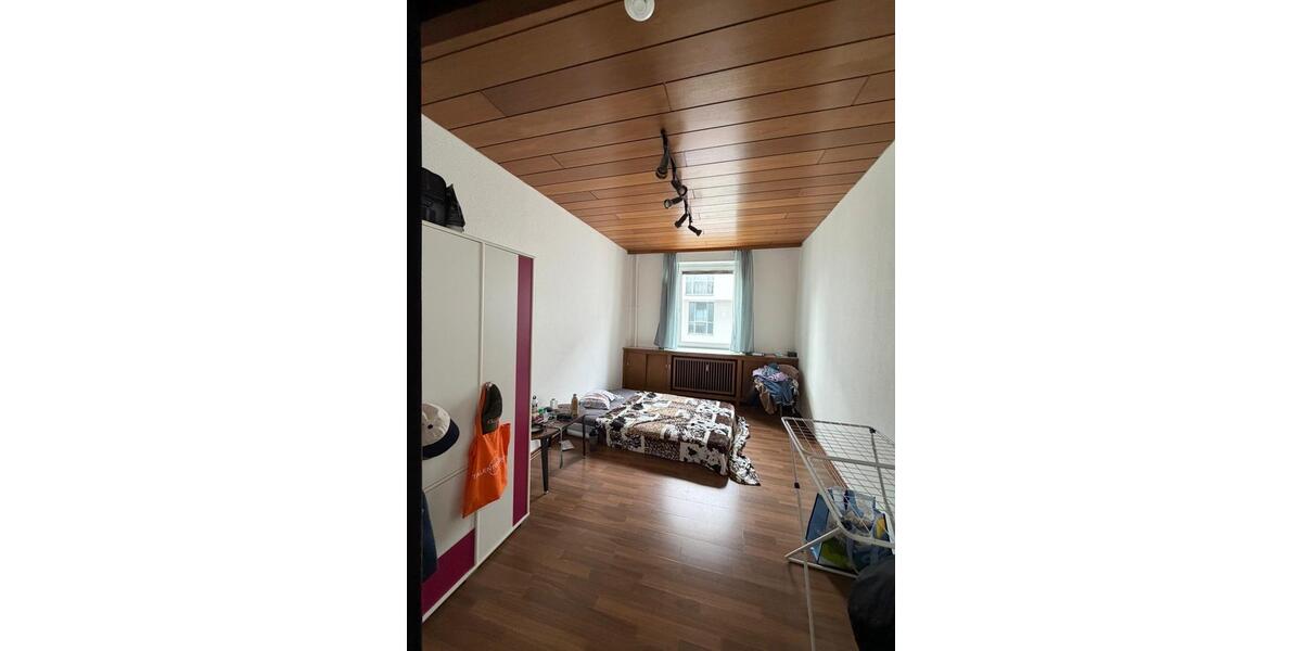 Etagenwohnung Osnabrück - 3 Zimmer, 100 m&sup2;, 1.000&euro; | Angebot:26696463