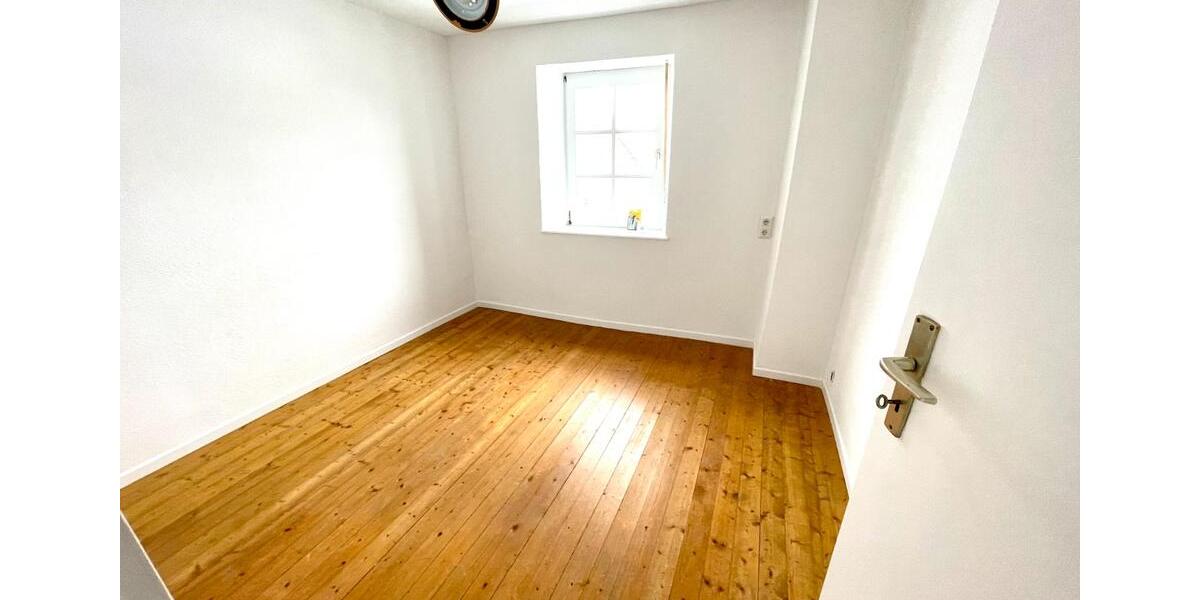 Einfamilienhaus Kalt - 5.5 Zimmer, 120 m&sup2;, 870&euro; | Angebot:25887855