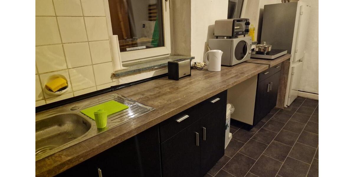 Wohnen auf Zeit Langenfeld (Rheinland) - 8 Zimmer, 150 m&sup2;, 550&euro; | Angebot:25550404