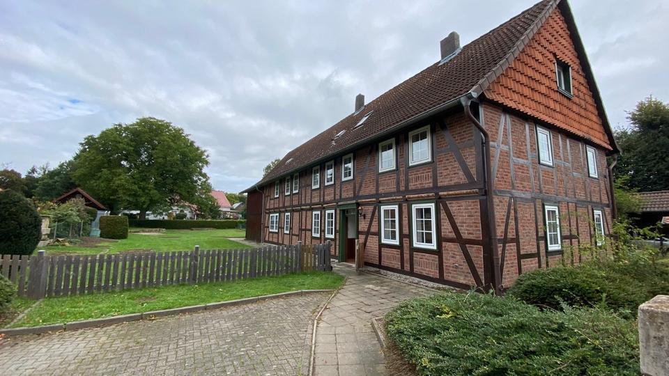 Idyllisches Wohnen in Grasdorf - Charmante Haushälfte in ruhiger Lage