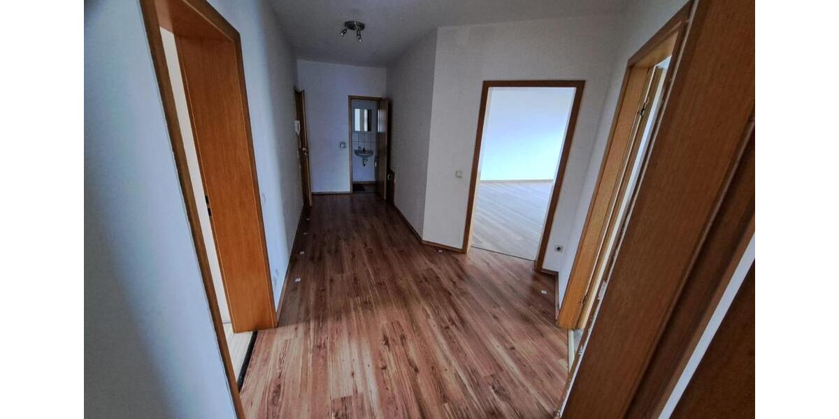 Etagenwohnung Daun - 4 Zimmer, 105 m&sup2;, 680&euro; | Angebot:26131735
