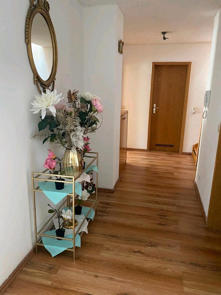 Helle 4-Zimmer-Wohnung mit großem Balkon & Aufzug - 01.11.2025