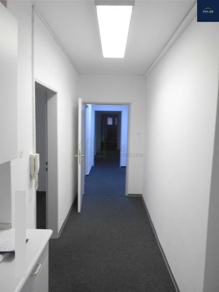 Büro in Stuttgart 3.000,80 € 248 m² zimmer