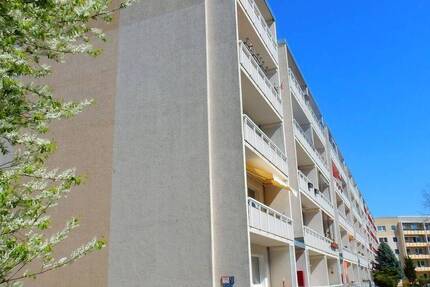Wohnung Görlitz Königshufen - 4 Zimmer, 83 m&sup2;, 490&euro; | Angebot:26751174