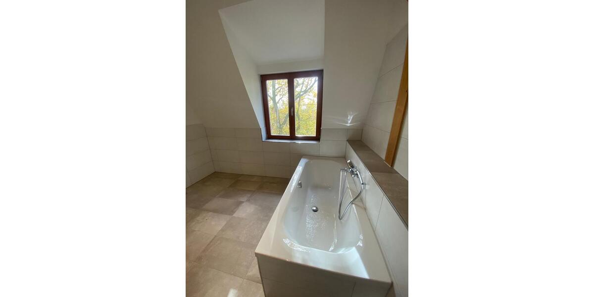 Dachgeschoßwohnung Oschersleben (Bode) - 2 Zimmer, 69 m&sup2;, 658&euro; | Angebot:20679819