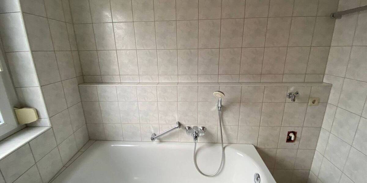 Etagenwohnung Weil am Rhein - 3 Zimmer, 83 m&sup2;, 960&euro; | Angebot:25971977