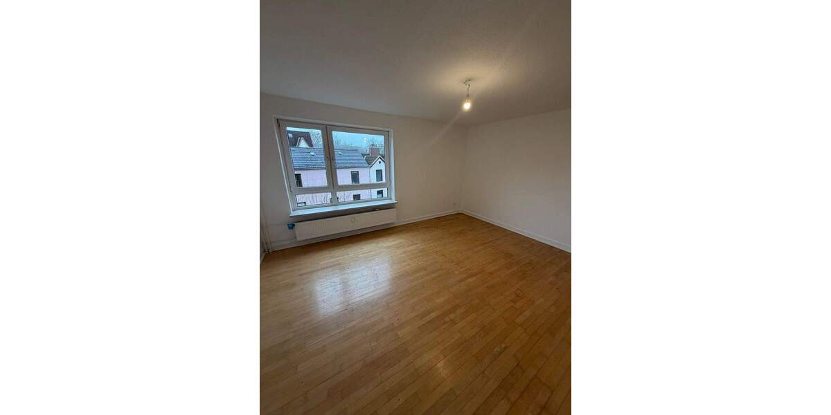 Schöne helle 2 Zimmer Wohnung. 2 zimmer