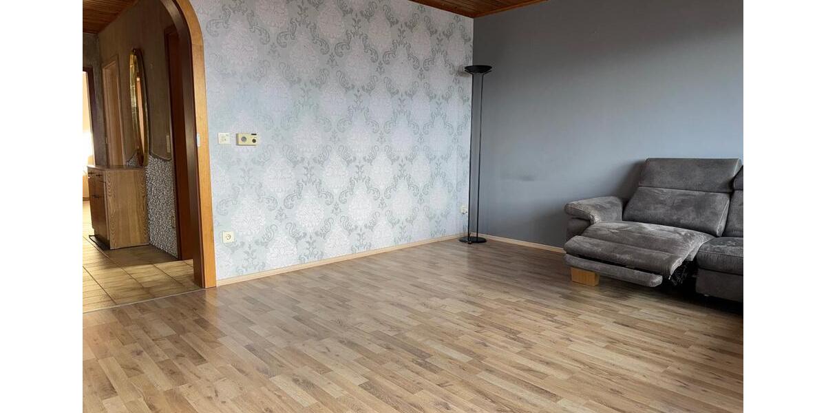 Gemütliche Single-Wohnung in Top Lage Grafenwiesens - ab sofort zimmer