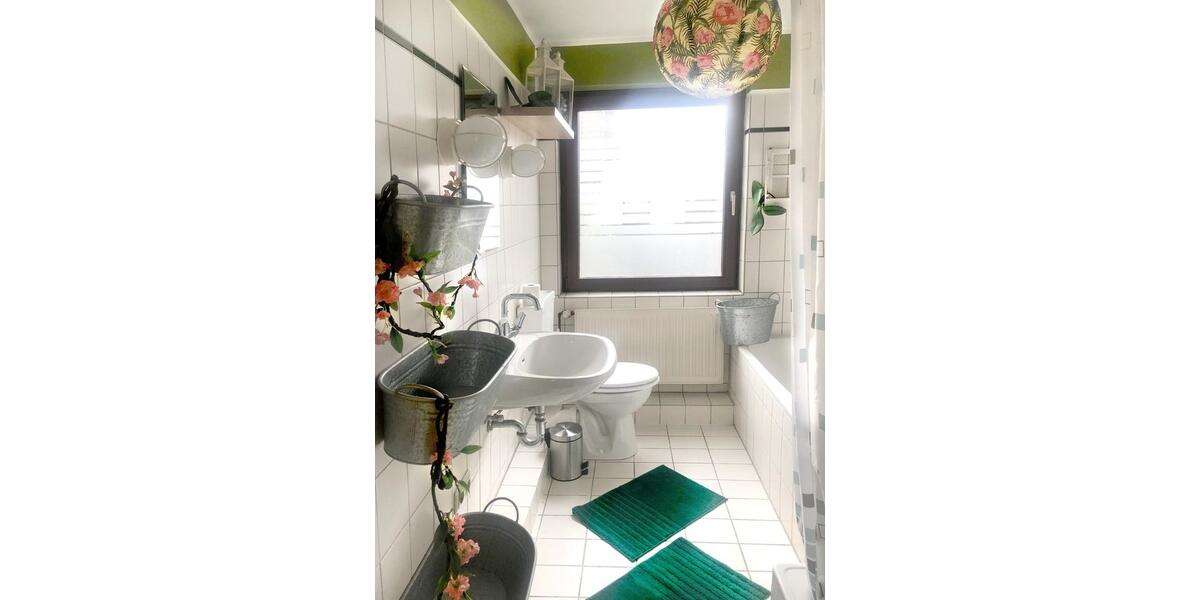 Etagenwohnung Bremen Neustadt - 4 Zimmer, 80 m&sup2;, 1.950&euro; | Angebot:25367162