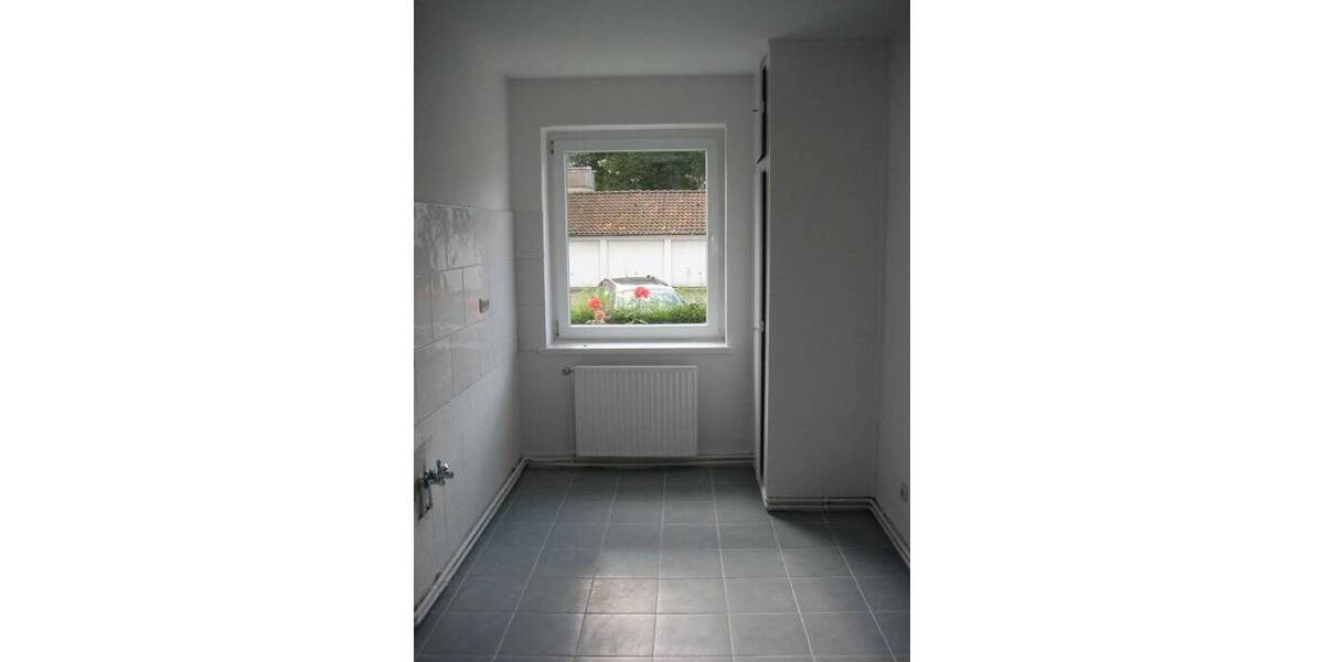 Etagenwohnung Hildesheim West - 3 Zimmer, 74 m&sup2;, 700&euro; | Angebot:26453421