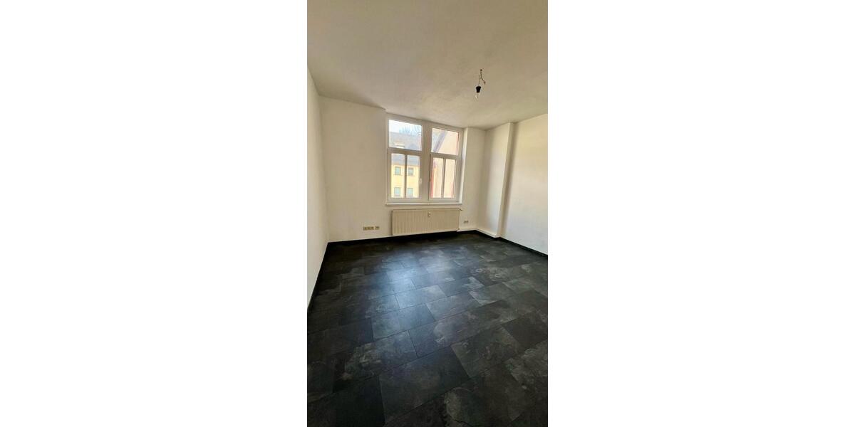Etagenwohnung Hohenstein-Ernstthal Ernstthal - 2 Zimmer, 65 m&sup2;, 310&euro; | Angebot:26122953
