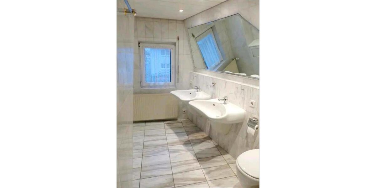 Wohnen auf Zeit Fellbach Oeffingen - 6 Zimmer, 122 m&sup2;, 600&euro; | Angebot:26626632