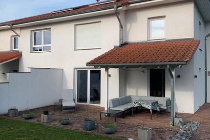 Doppelhaushälfte mit hochwertiger Ausstattung, Blick auf den Harl 5 zimmer