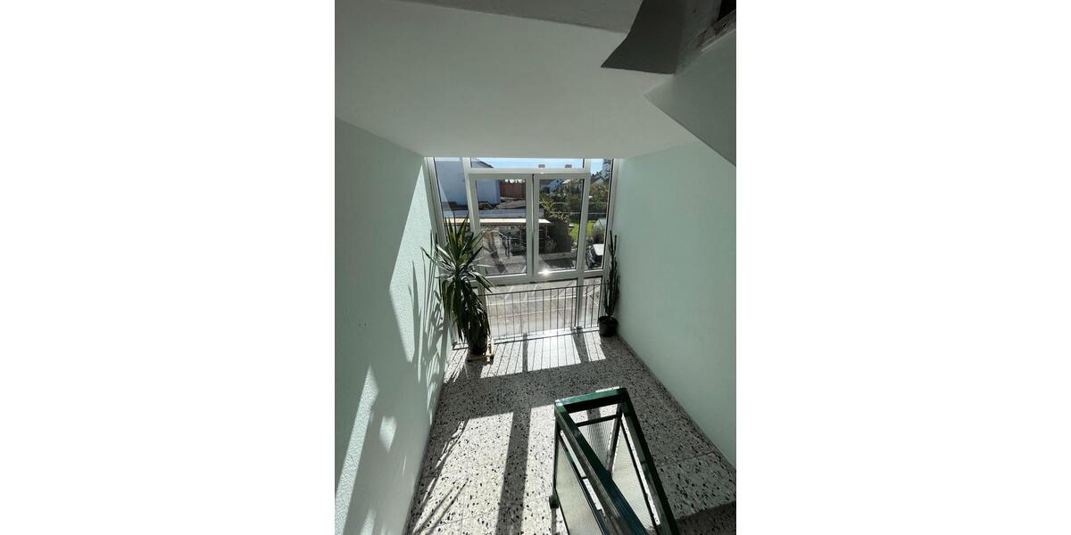 Etagenwohnung Buchloe - 3 Zimmer, 84 m&sup2;, 1.100&euro; | Angebot:26040540