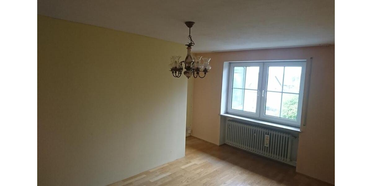 Etagenwohnung Ursensollen - 3 Zimmer, 130 m&sup2;, 860&euro; | Angebot:26294865