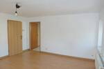 Gemütliche 3-Zimmer DachWohnung mit Laminat und Bad mit Dusche * handwerlich begabte Mieter gesucht