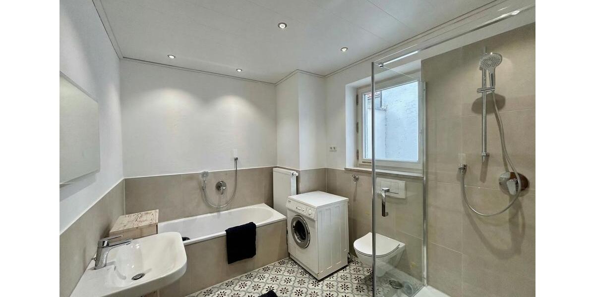 Wohnen auf Zeit Augsburg - 1 Zimmer, 200 m&sup2;, 690&euro; | Angebot:26664557