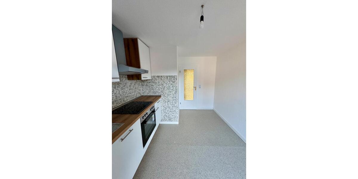 Etagenwohnung Bad Pyrmont - 3 Zimmer, 87 m&sup2;, 600&euro; | Angebot:24982216