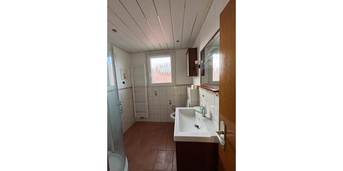 Dachgeschoßwohnung Fernwald - 5 Zimmer, 85 m&sup2;, 1.200&euro; | Angebot:26640373