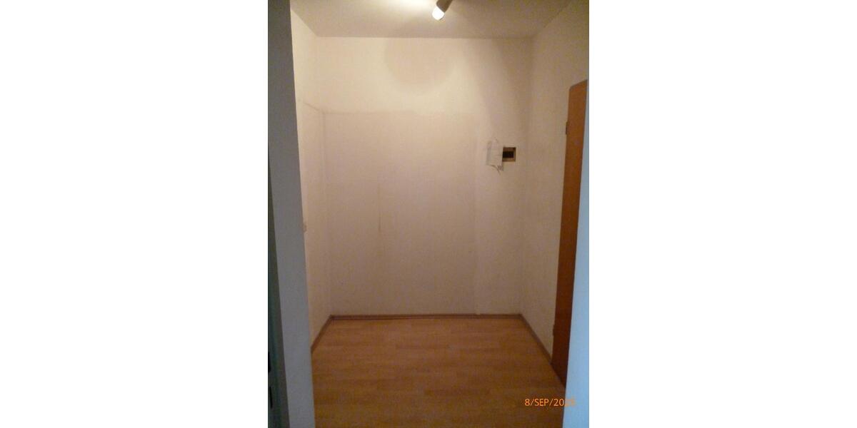 Etagenwohnung Rüsselsheim am Main - 1 Zimmer, 33 m&sup2;, 545&euro; | Angebot:23664200