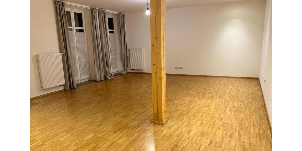 Hochparterre Bad Windsheim - 2 Zimmer, 63 m&sup2;, 690&euro; | Angebot:25842104