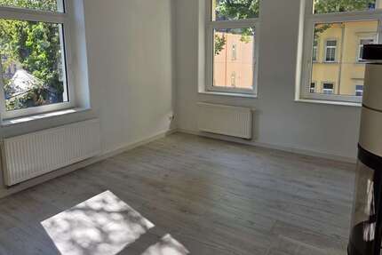 Wohnung Dresden Leuben - 4 Zimmer, 101 m&sup2;, 1.195&euro; | Angebot:27297365